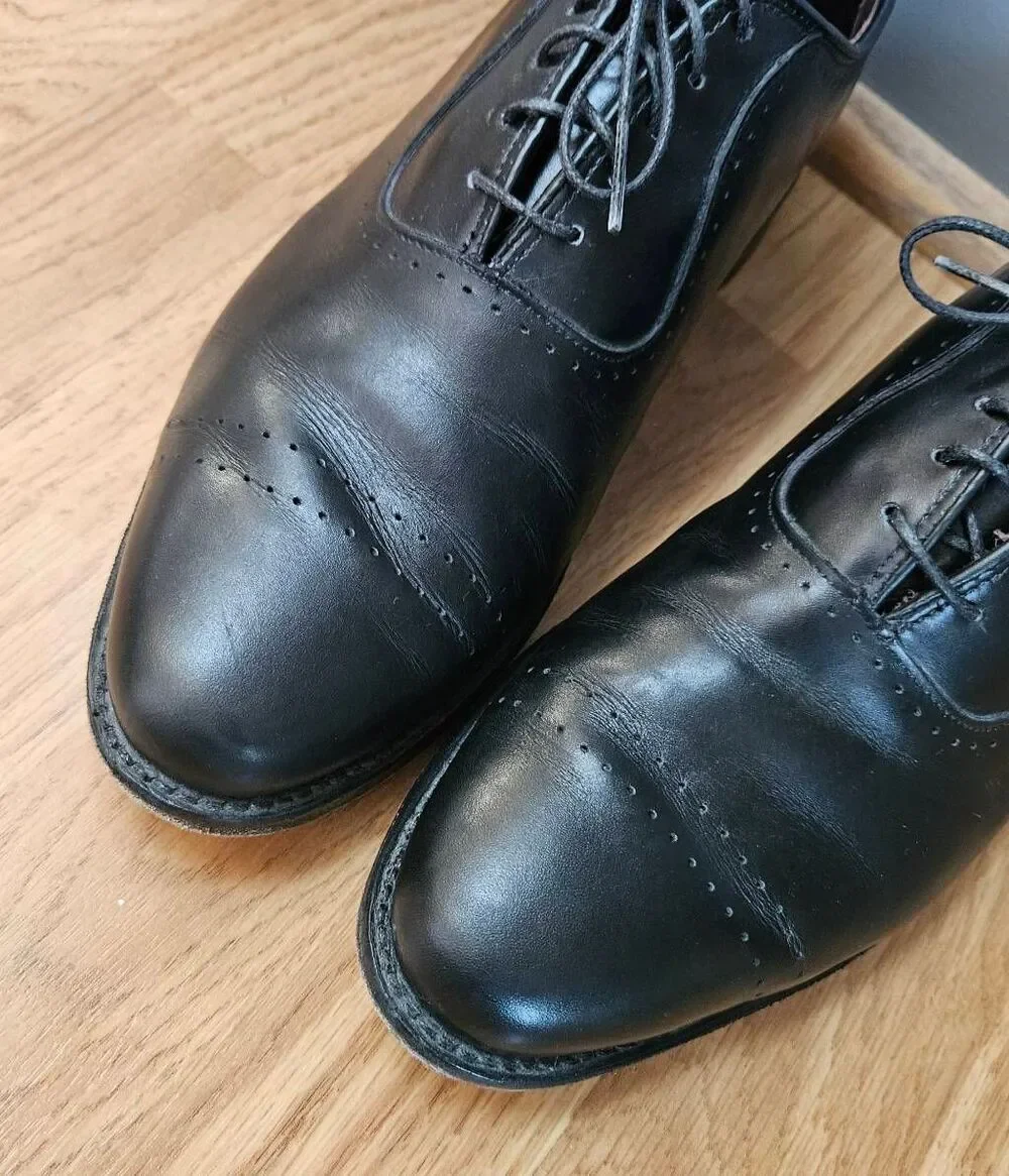 Allen Edmonds this signature